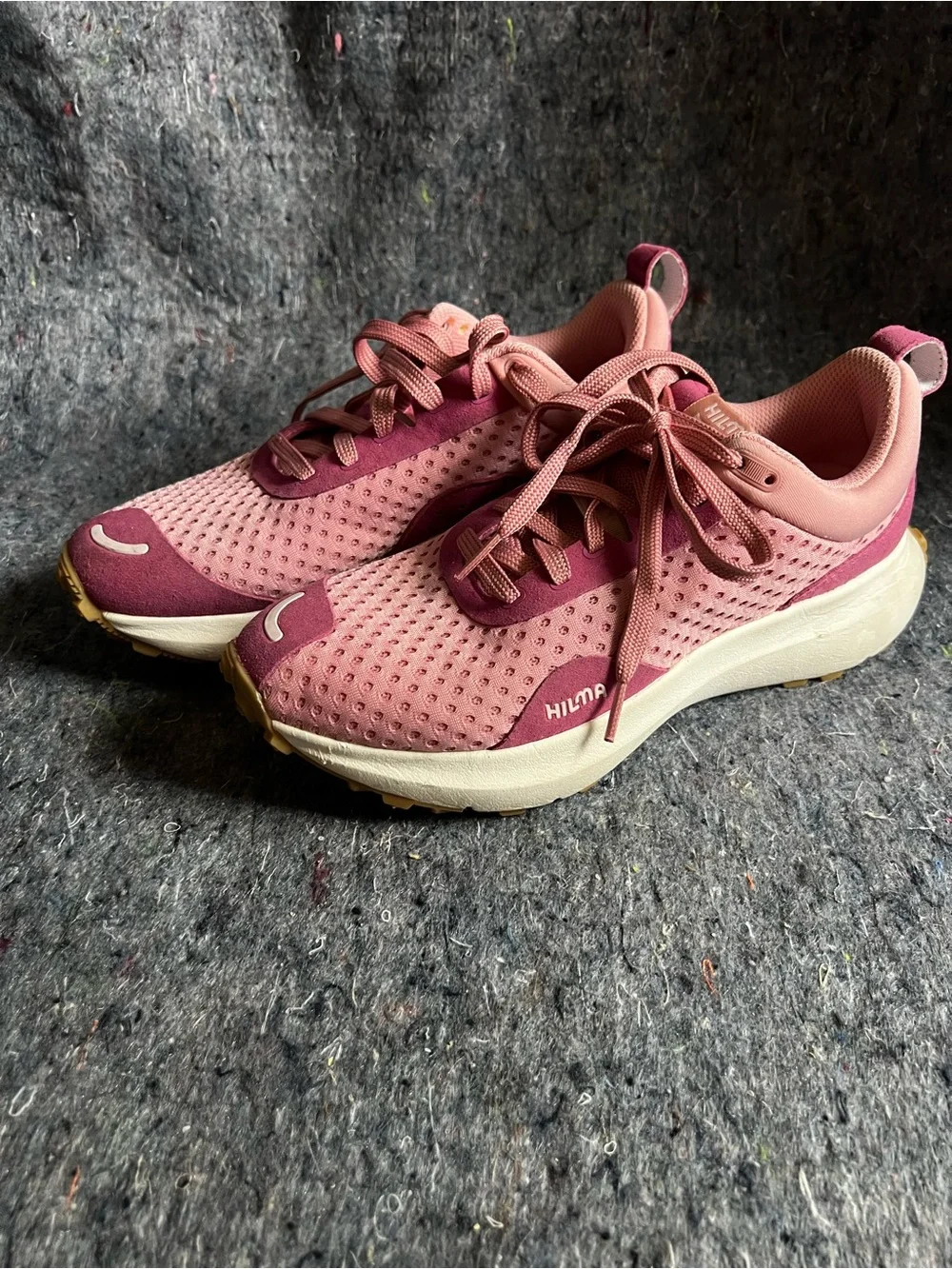 Pink Women's Everywhere sneakers
